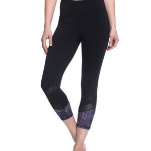 NWT💫Gaiam Black Haven Print Om Align Yoga Pants